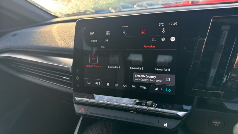 Renault Megane E-Tech EV60 160kW Techno+ 60kWh Optimum Charge 5dr Auto Electric Hatchback